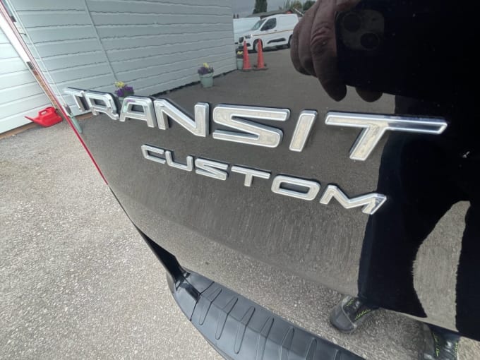 2025 Ford Tourneo Custom