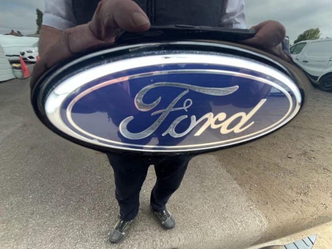 2025 Ford Tourneo Custom