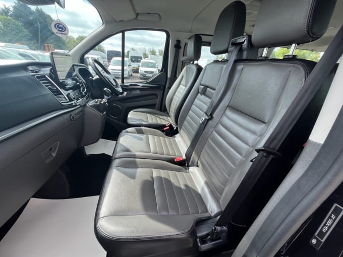 2025 Ford Tourneo Custom