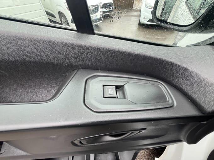 2025 Renault Trafic