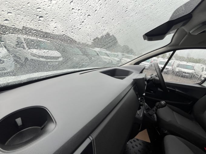 2025 Renault Trafic