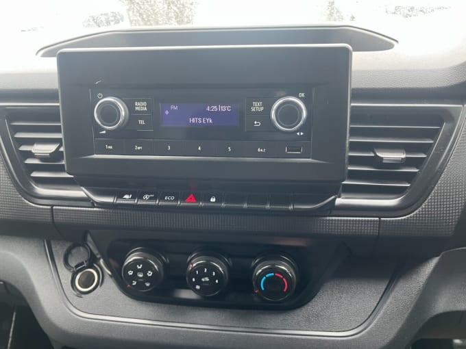 2025 Renault Trafic