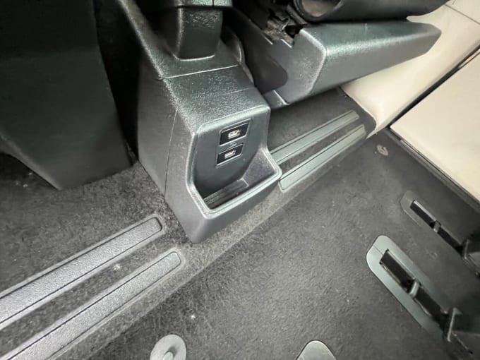 2025 Ford Tourneo Custom