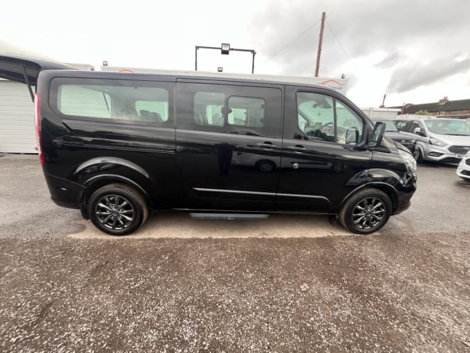 2025 Ford Tourneo Custom