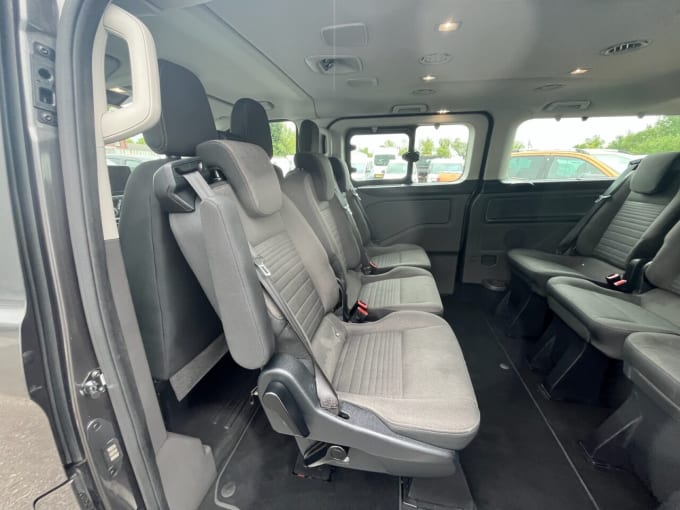 2025 Ford Tourneo Custom