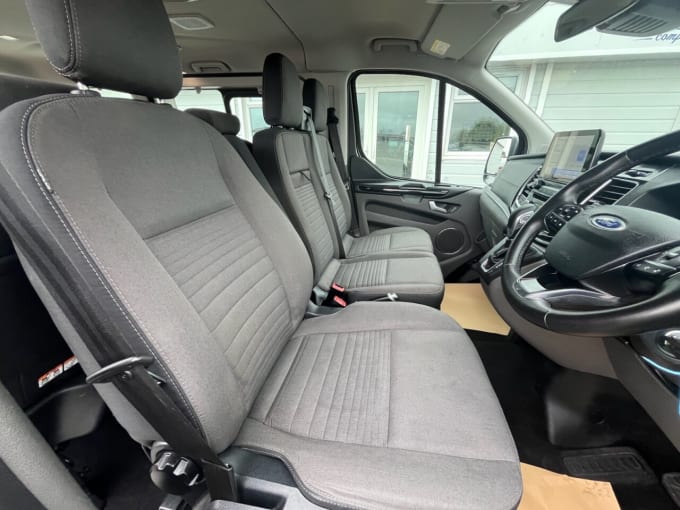 2025 Ford Tourneo Custom