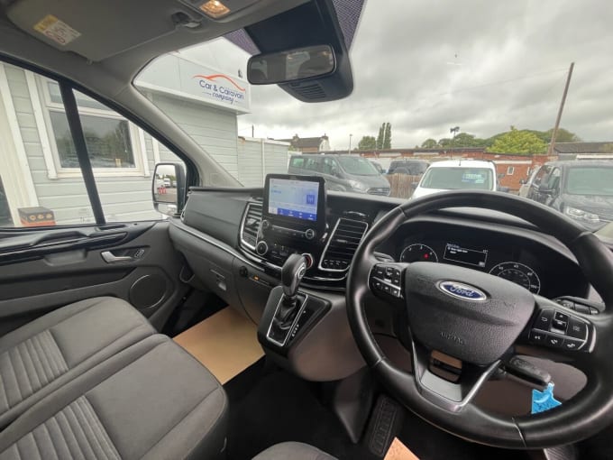 2025 Ford Tourneo Custom