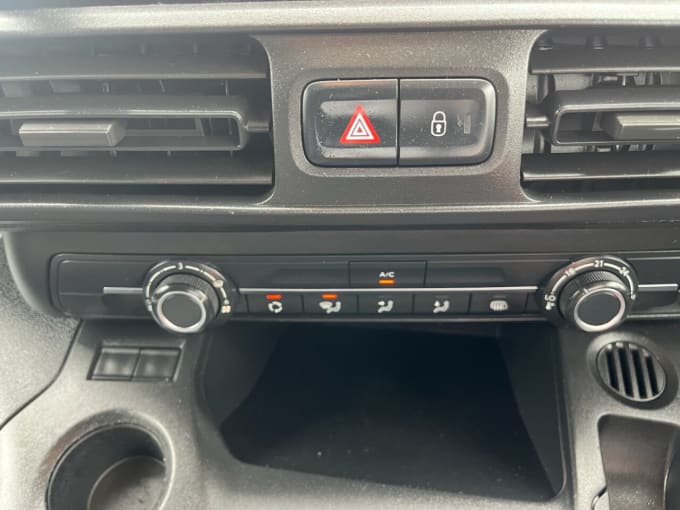 2025 Peugeot Partner