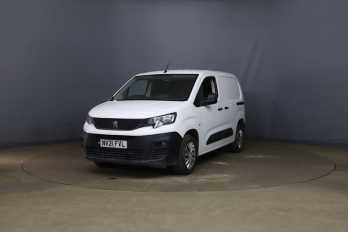 2025 Peugeot Partner