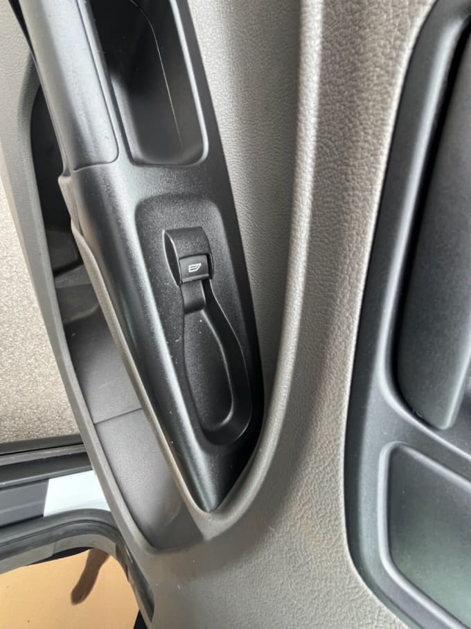 2025 Ford Transit Connect