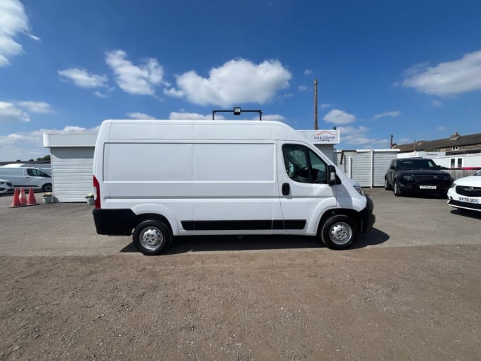 2025 Vauxhall Movano
