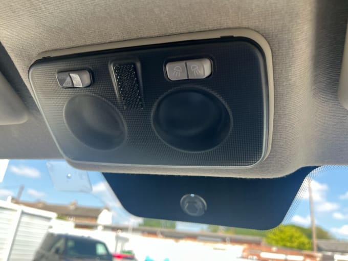 2025 Vauxhall Movano