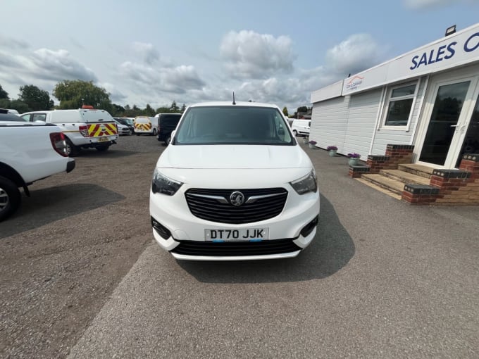 2025 Vauxhall Combo