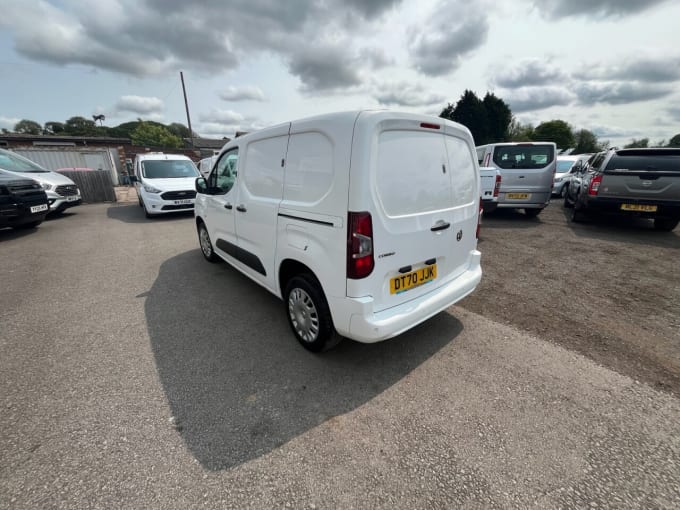 2025 Vauxhall Combo