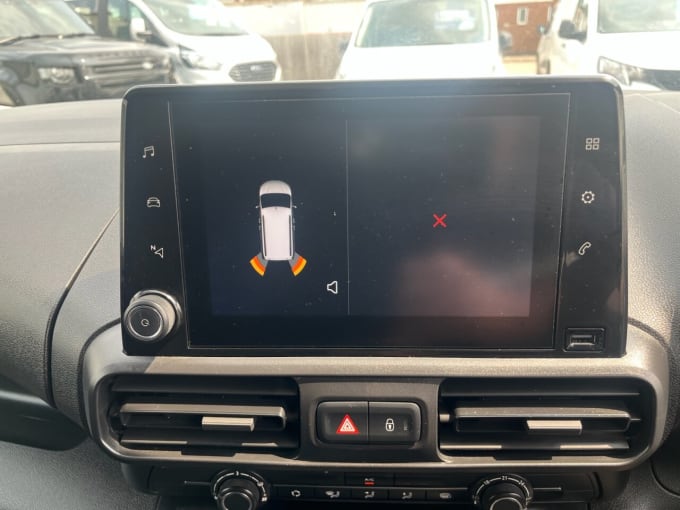 2025 Vauxhall Combo