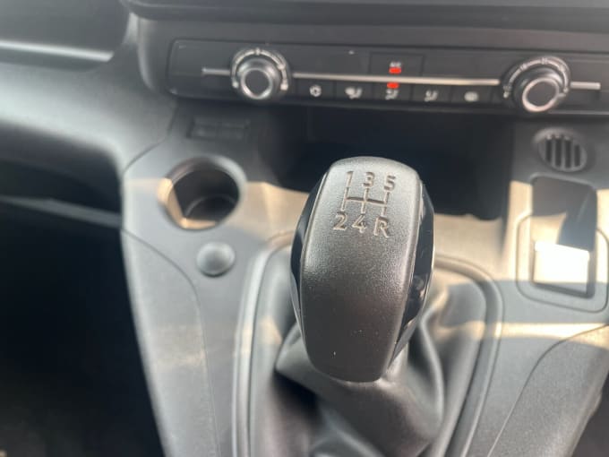 2025 Vauxhall Combo