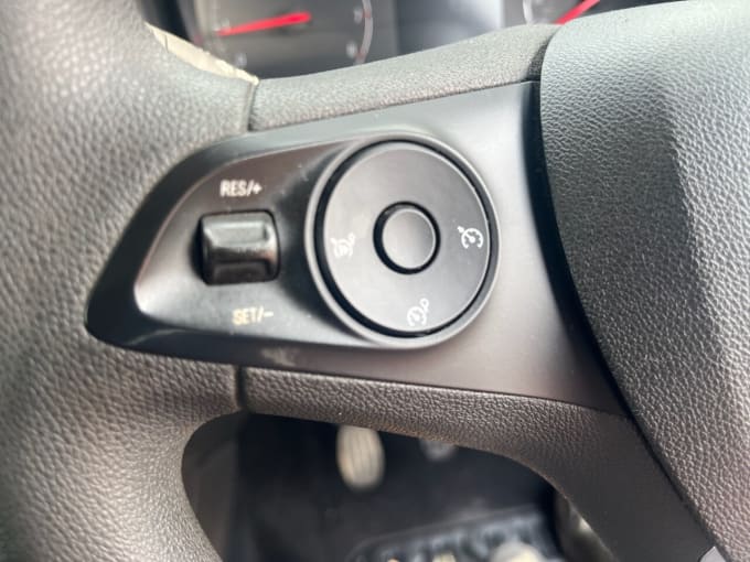 2025 Vauxhall Combo