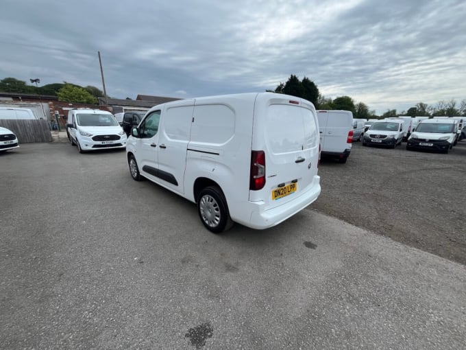 2025 Vauxhall Combo