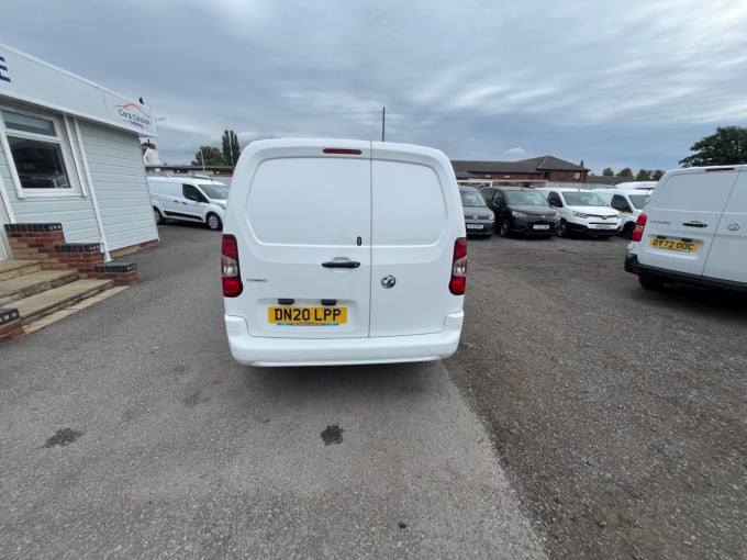 2025 Vauxhall Combo