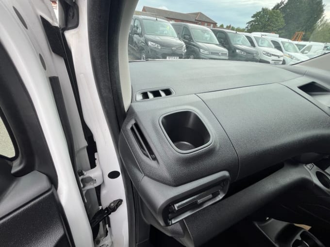 2025 Vauxhall Combo