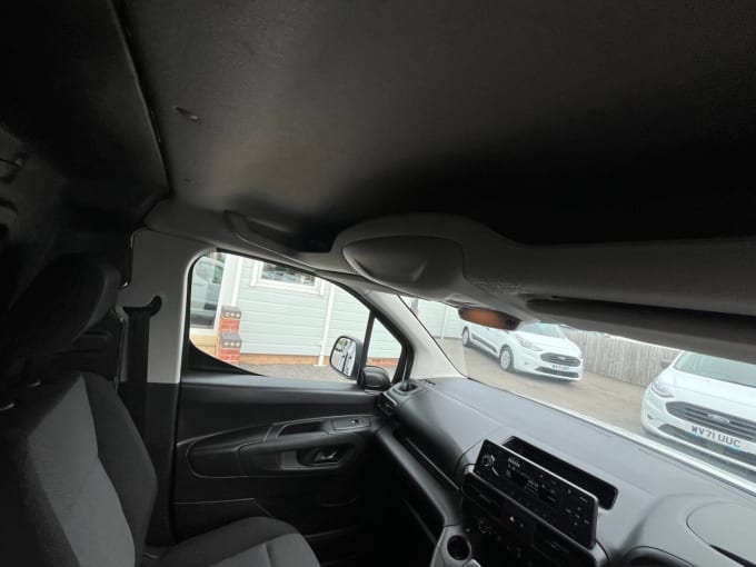 2025 Vauxhall Combo