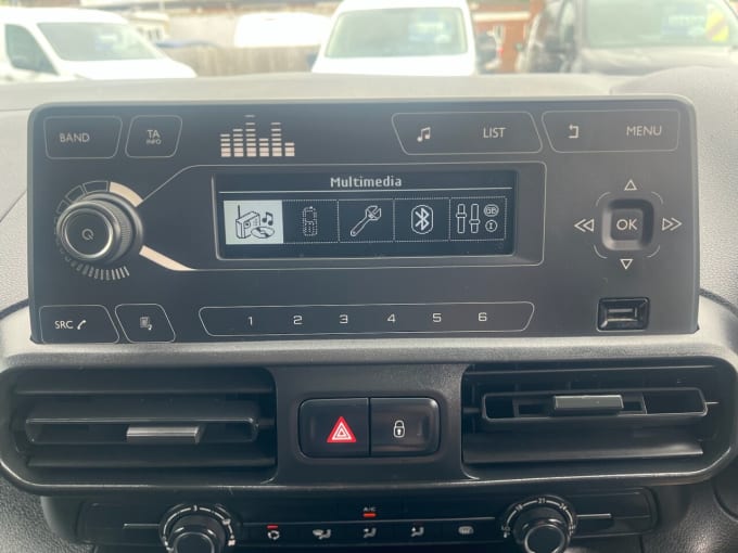 2025 Vauxhall Combo