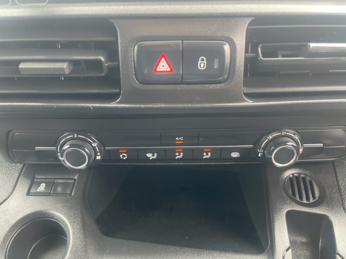 2025 Vauxhall Combo