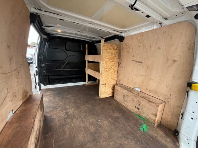 2025 Ford Transit Custom