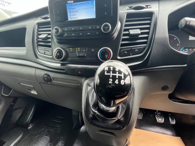 2025 Ford Transit Custom