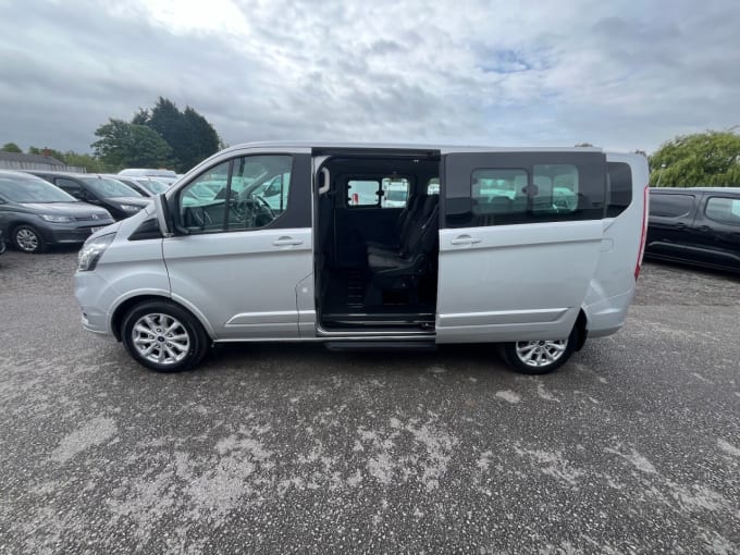 2025 Ford Tourneo Custom
