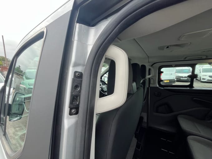 2025 Ford Tourneo Custom