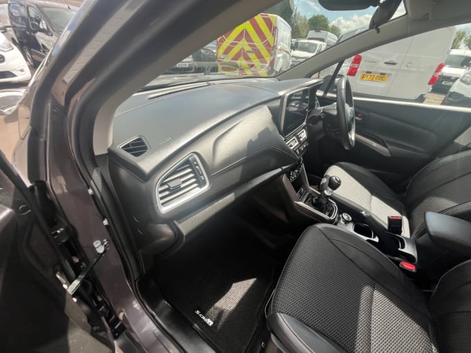 2025 Suzuki S-cross
