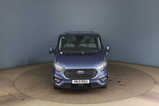 2025 Ford Tourneo Custom