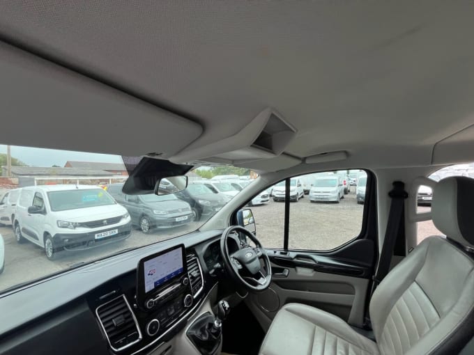 2025 Ford Tourneo Custom