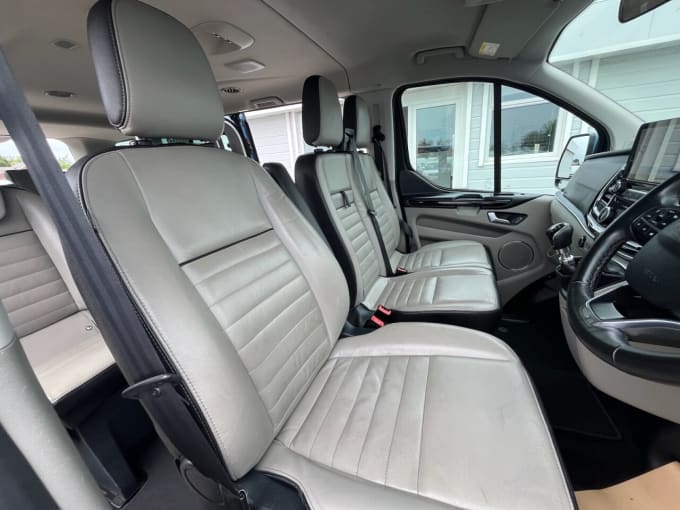 2025 Ford Tourneo Custom