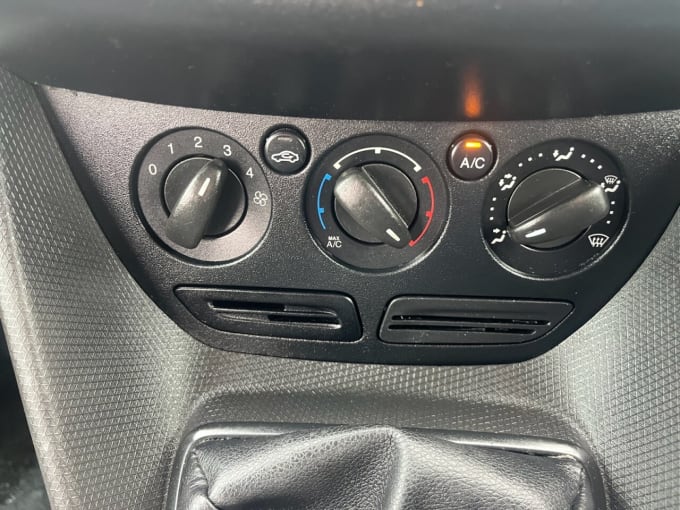 2025 Ford Transit Connect