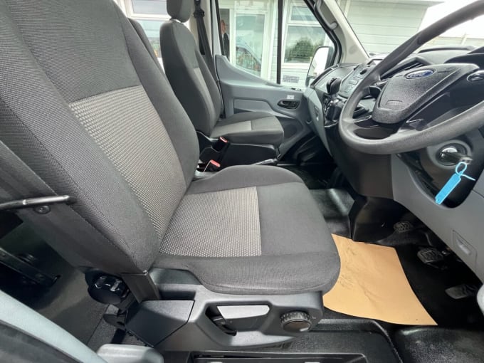 2025 Ford Transit