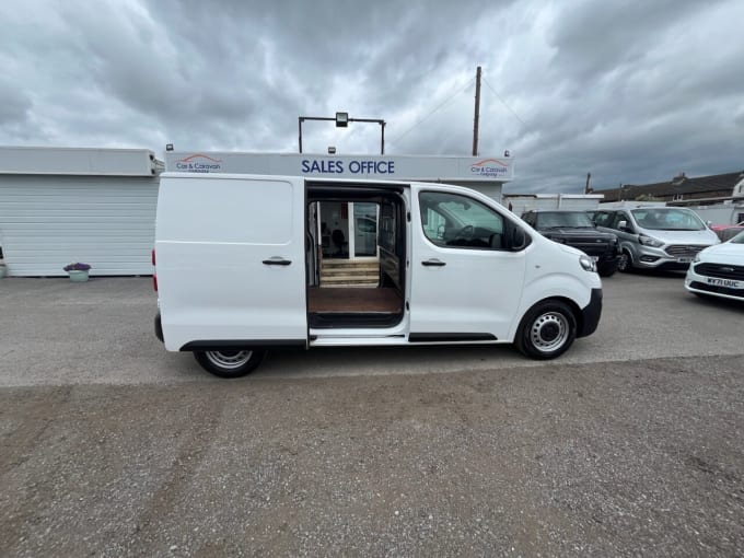 2025 Vauxhall Vivaro