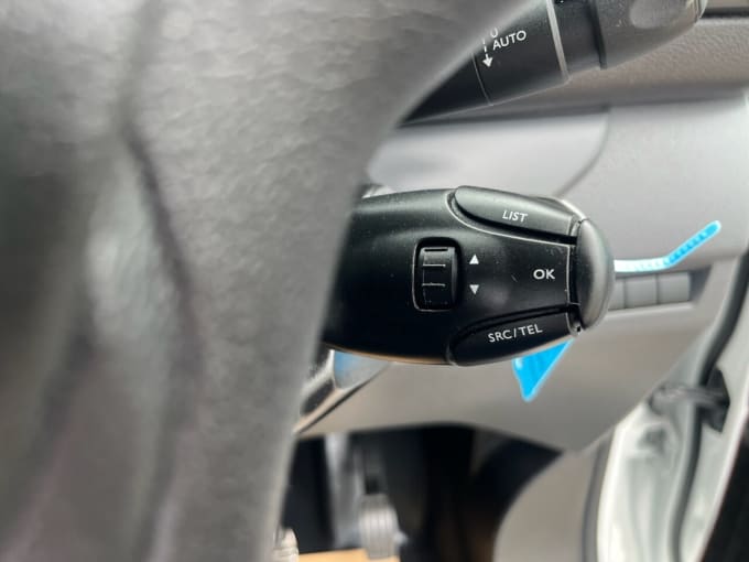 2025 Vauxhall Vivaro