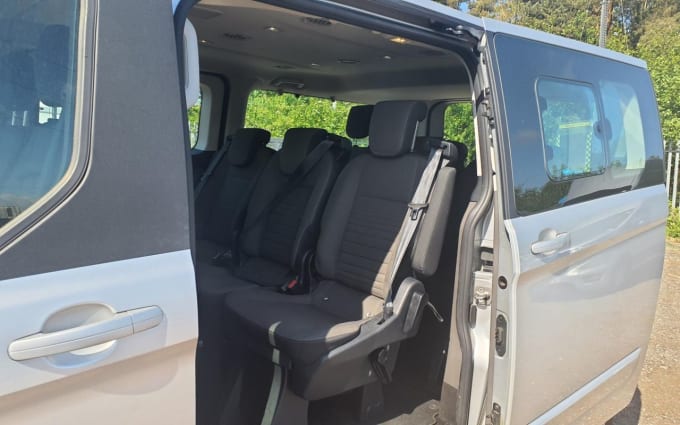 2025 Ford Tourneo Custom