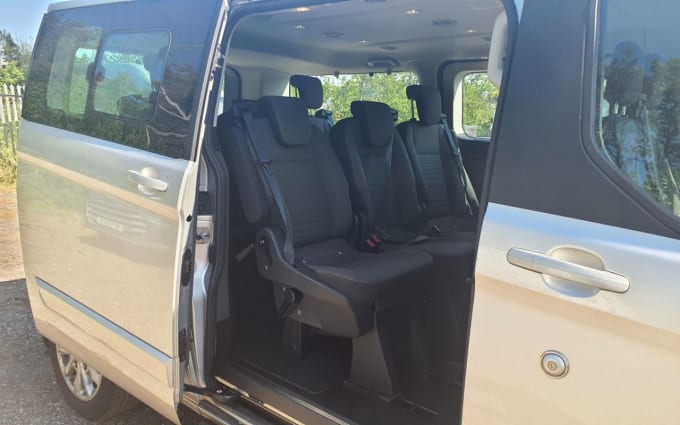 2025 Ford Tourneo Custom