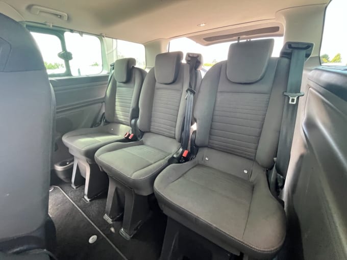 2025 Ford Tourneo Custom