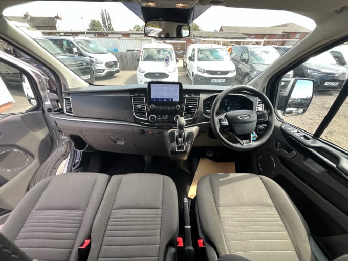 2025 Ford Tourneo Custom