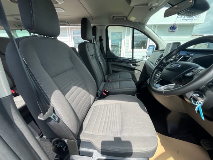 2025 Ford Tourneo Custom