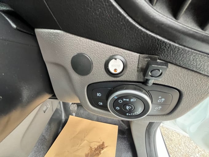 2025 Ford Transit Connect