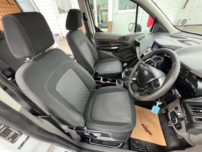 2025 Ford Transit Connect