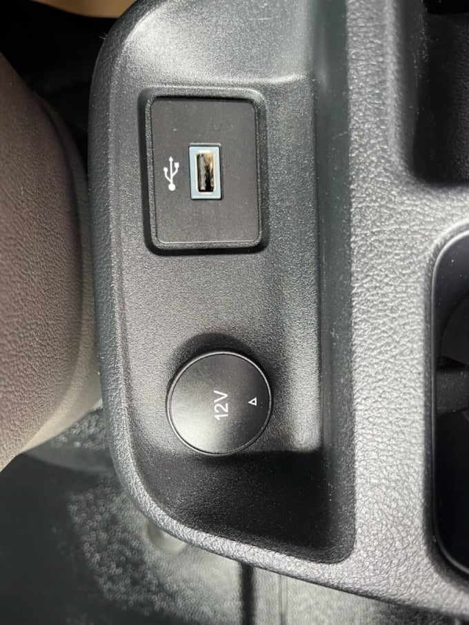 2025 Ford Transit Connect