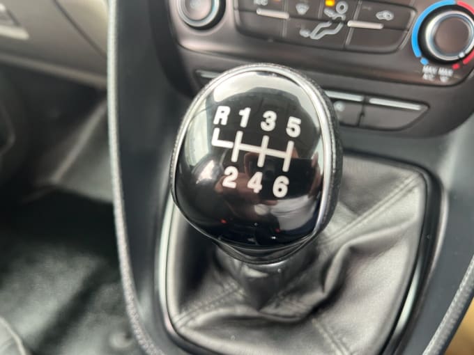 2025 Ford Transit Connect