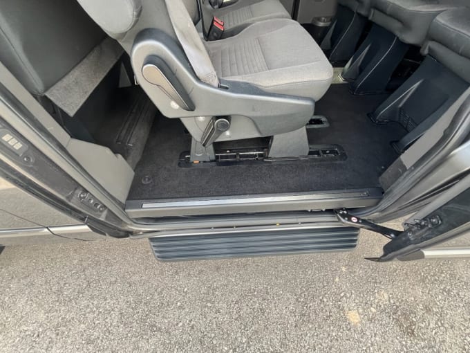 2025 Ford Tourneo Custom