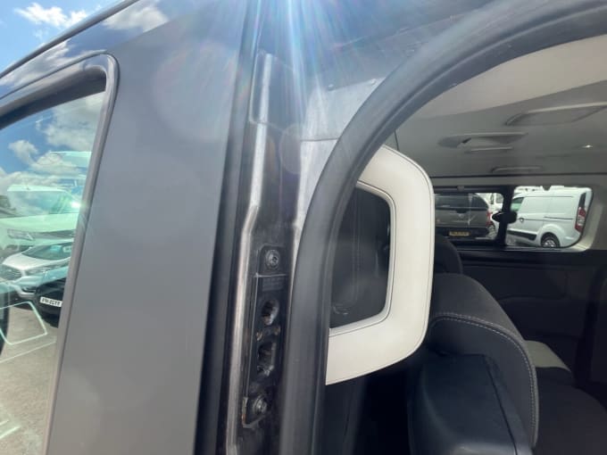 2025 Ford Tourneo Custom